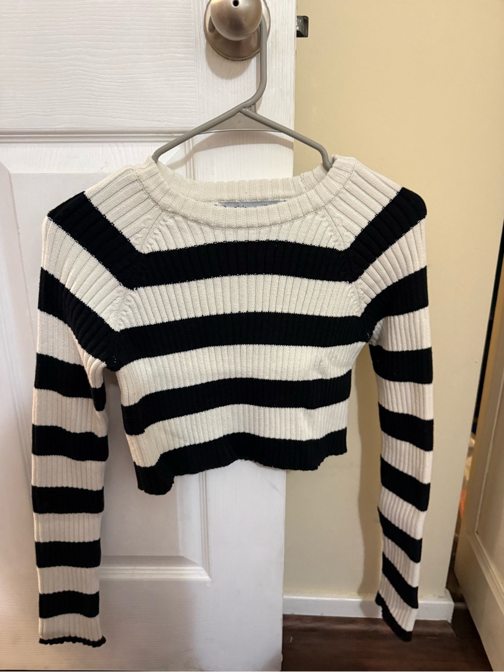 Bershka Black & Cream Striped Cropped Ribbed Long Sleeve Top